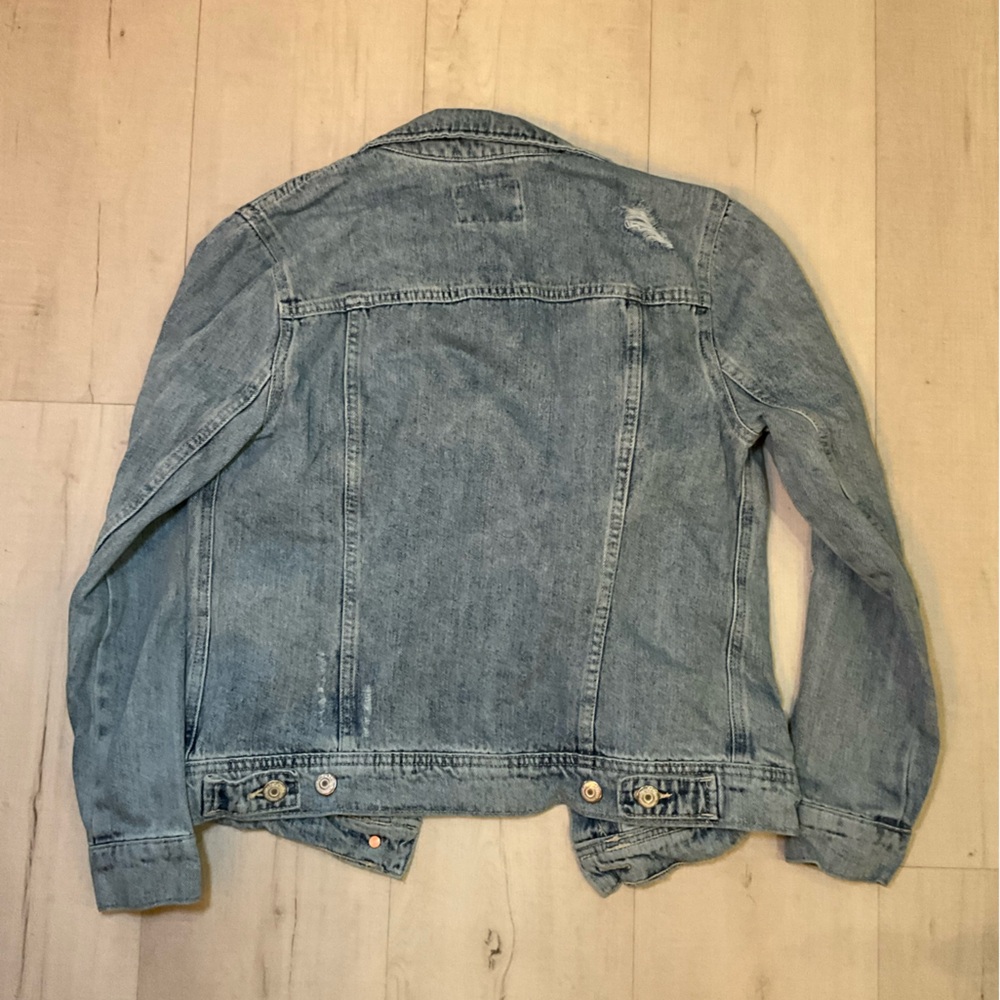 Old Navy Light Denim Jean Jacket‎ - Picture 4 of 4